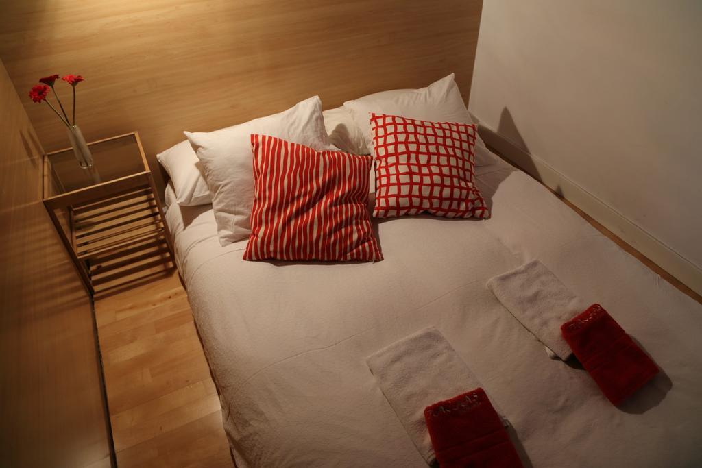Apartamentos Taifas Granada Oda fotoğraf